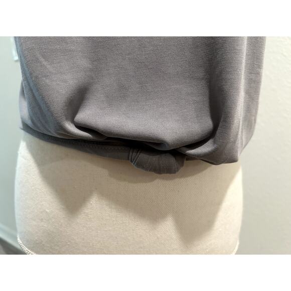 Hippie Rose Juniors Plain Grey Top Size Small Grey Rayon Polyester Casual Basic - Picture 3 of 7